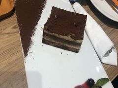 -必胜客(新中纬店)