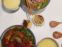 -镇南锅盖面馆(解放路店)