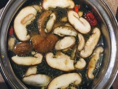 -龙聚德北京烤鸭(沙坪坝华宇A馆店)