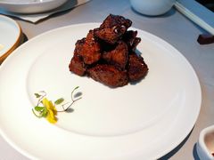 沪市牛肉粒-屋里厢上海菜馆