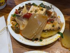 -乡土特色.冷锅鱼.牦牛肉汤锅