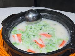-肥仔文澳门猪骨煲(南京西路店)