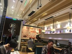 大堂-百事佳烧鸭牛腩(上海虹桥站店)