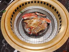 -山川小町·极番烧肉(新地假日广场店)