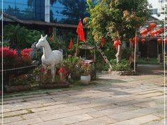 -花溪雨·森林餐厅(石基店)