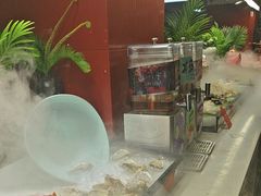 -四囍码头海鲜烧烤自助火锅(外滩南京东路悦荟广场店)