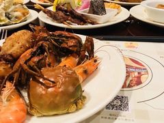 毛蟹-荣誉国际酒店-云顶旋转餐厅