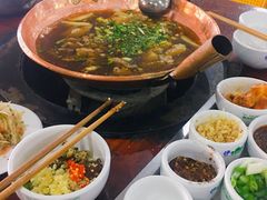 -朝伟清真铜瓢牛肉馆(三十年老·店)