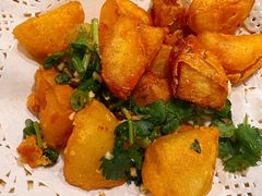 -窄巷口生烫牛肉米线(客村店)