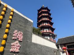 -绳金塔