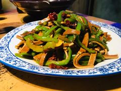 青椒炒香干-嵇大厨好灶头农家菜