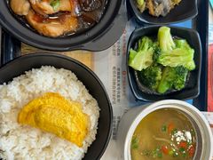 -老娘舅餐厅(黄龙体育中心店)