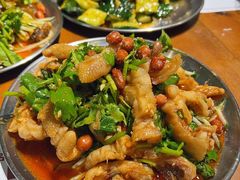 -后街佬·炭火鲜鱼杂(33小镇店)