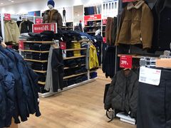 -优衣库(广州番禺万达广场店)