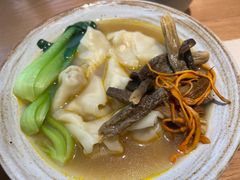 鸡汤抄手-花盐街·四川乐山小吃(西单大悦城店)