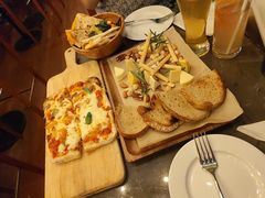 -顶层酒吧ROOF(上海艾迪逊酒店)