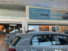 -交运起申一汽大众4S店(内江路店)