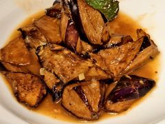 -关东小磨东北菜(漕河泾印象城店)