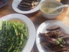 -乌文新澄海卤鹅店