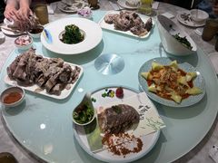 -清真·胖妈妈手抓餐厅(定西路长城宾馆店)