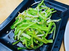 -新峰肉骨茶