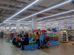 -沃尔玛(前山店)