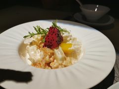 凤梨虾球-穹六人间 people 6(岳阳路店)