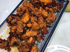 -胡记饭店(保工街店)