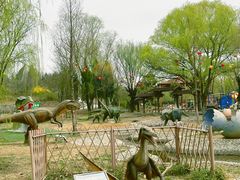 -雪山彩虹谷景区