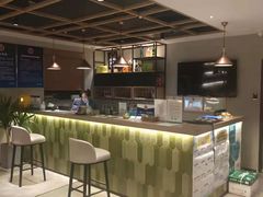 -秋果酒店(北京中日友好医院和平里地铁站店)