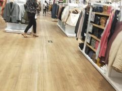 -优衣库(唐山爱琴海购物公园店)