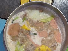 -四季喧黔味豆米火锅(万达广场店)