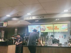 -麦当劳(国家体育场南路店)