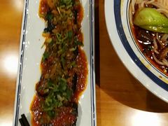 -霸蛮湖南菜·牛肉粉(荣京西街店)