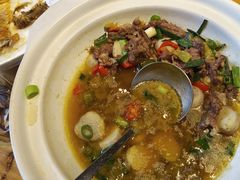 -头上红煨盐鸡·非遗院子餐厅