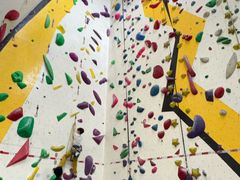 -问山MountQuest攀岩馆