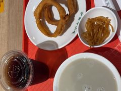 -护国寺小吃店(红莲南路店)