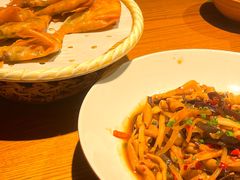 -吃饭皇帝大(合生汇店)