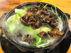 -丽虹云南过桥米线(兴工街店)