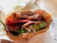 -Bánh Mì Huynh Hoa