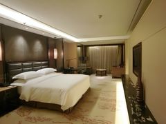 -中山利和希尔顿酒店