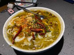 酸菜鱼片-老头儿油爆虾(星光一期店)
