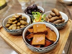 咸亨四味拼-香园茶社·金陵小灶(老门东店)
