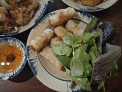 -Cuc Gach Quan Restaurant