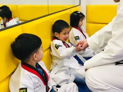 -金载勋跆拳道场(玲东花园店)