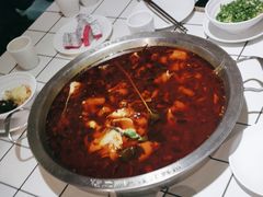 -蛙一刀·麻椒鱼火锅(金仙桥店)