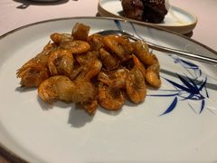 油爆小河虾-屋里厢上海菜馆