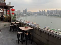 -小天鹅火锅·一线江景洪鼎旗舰店(洪崖洞店)