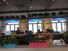 大堂-珍巴奴毛肚牛肉小火锅(四惠店)