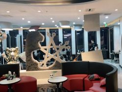 -TOP HAIR SALON